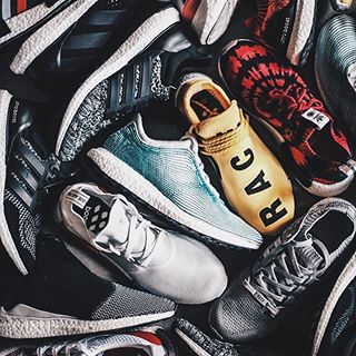 ‪☁️☁️☁️‬
Lots of Boost kicks dropping today and lots of Boost fans declaring #noairneeded.
#NiceKicks 📷@jemuelwong