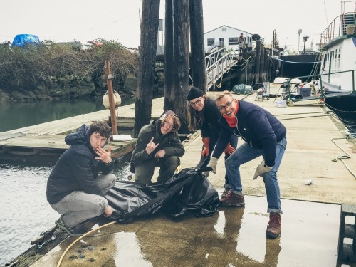 How many people does it take to pull up a body bag?