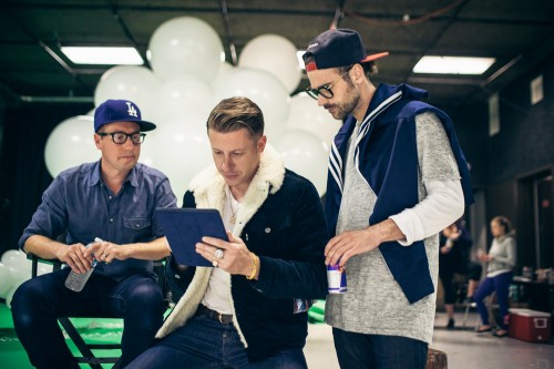20150928_John_Keatley-Macklemore_and_Ryan_Lewis_3836 Keatley, Macklemore and Ryan Lewis talking.